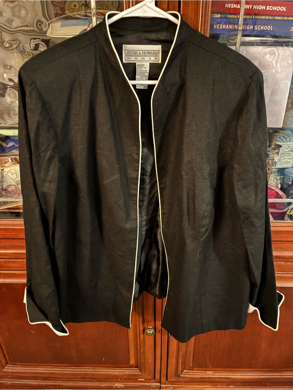 Jessica Howard Woman Black Open-Front Lightweight Jacket with White Piping 18